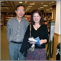 SF authors Nancy Kress and Ruhan Zhao at a recent R-SPEC meeting
